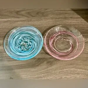 Set Of Two Small Plates Aderia Tsugaru Vidro 3.9 Inches. Floral Design