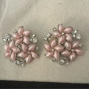 Signed Lisner Vintage Floral Earrings Pink Rhinestone Clip-Ons
