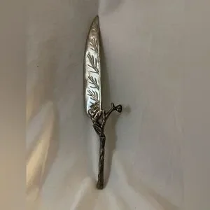 Silver Leaf Design Knife
