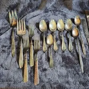 Silver Plated Bundle Of Servewear Flatware Vintage Onieda Sheffield Rogers
