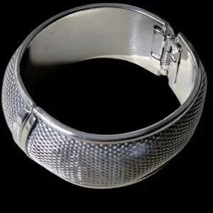 Silver Tone Mesh Hinged Bangle Bracelet 2.5" Diameter