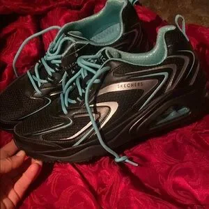 Skechers Black Sneakers With Light Blue Laces