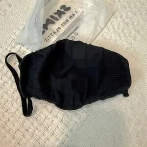 Skims Reusable Washable Adult One Size Onyx Facemask A3 2972