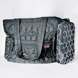 Skip Hop Forma Diaper Tote Bag Black Lightweight Large Capacity Shoulder Nappy