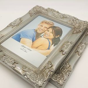 Sophia’s Coll. 8x10 Rustic Floral Picture Frame