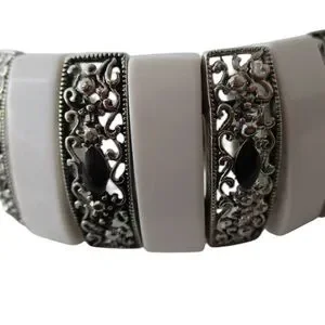 Sophie Analog Wristwatch With Quartz Movement