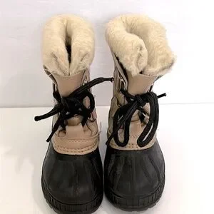 Sorel Boots tan And Black Size 13 Children