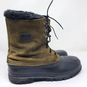 Sorel Kaufman winter boot in green suede uppers Size 11 Height is 11" Tall
