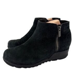 Sorel Womens 9 Evie Black Suede Ankle Boots Zip Wedge Round Toe LL4726-010