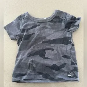 Splendid Boys' Camouflage Print Tee With Matching Short Pants Size 6-12 Months