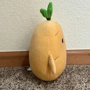 Squishmallows Jyri The Tan Ginseng Size 8” NWT