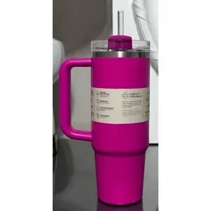 Stanley Quencher H2.0 FlowState Tumbler 30oz CAMELIA PINK