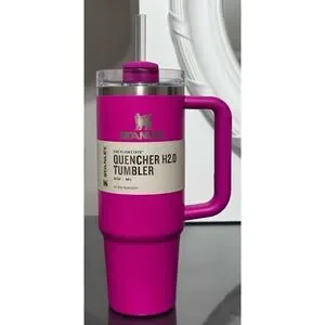 Stanley Quencher H2.0 FlowState Tumbler 30oz CAMELIA PINK