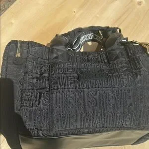 Steve Madden Black and Gold Men's /womens duffle Bag