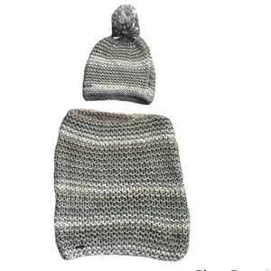 Steve Madden Hat Scarf Set Knit Crochet 2pcs Bundle Set