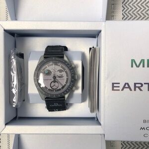 Swatch x Omega Moonswatch Mission To Earthphase Watch Velcro Band