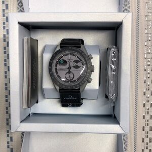 Swatch x Omega Moonswatch Mission To Earthphase Watch Velcro Band