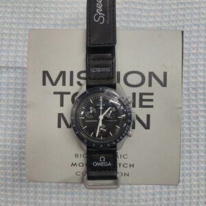 swatch X omega MoonSwatch Mission to Moon Watch