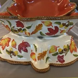 Temptations 3PC Seasonal Autumn Leaf Ceramic Figural Bowl Set