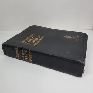 The Good Leader Holy Bible Authorized King James Version KJV 1946