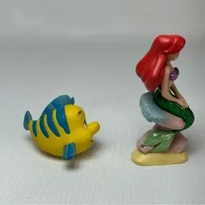 The Little Mermaid PRINCESS ARIEL Glitter Dress & Flounder Figures Disney