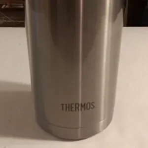 Thermos Insulated 0.7 Liter Stainless Steel Drinking Bottle