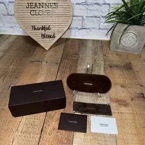 Tom ford glasses case box dust cloth & card