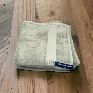 Tommy Bahama Heron Solid Bath Towel Set Of 8