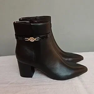 Tommy Hilfiger Black Ankle Pointed Toe Boots Size 9.5