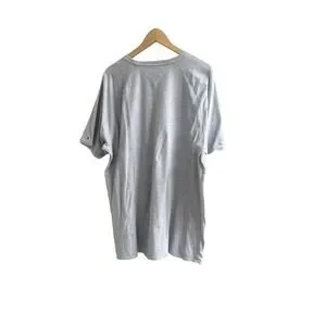 Tommy Hilfiger Men’s Grey Tee Logo Size XL 100% Cotton Crew Neck Button Top