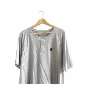 Tommy Hilfiger Men’s Grey Tee Logo Size XL 100% Cotton Crew Neck Button Top