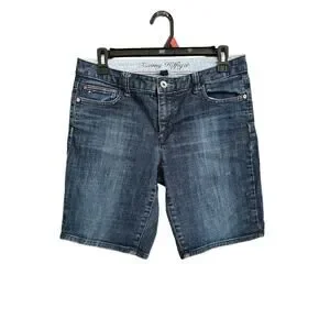 Tommy Hilfiger Size 6 Denim Shorts Modest Flat Front