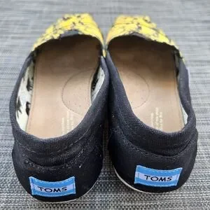 Toms Men's Black And Yellow Patterned Loafers