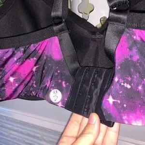 Torrid Active Purple Black Celestial Galaxy Sports Bra Size 44D Racerback