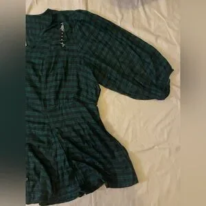 Torrid Plaid Green Plaid Top Size 5X NWT