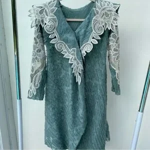 True Vintage Textured Teal & Cream Crochet Duster Coat Size Medium