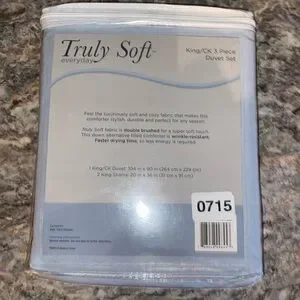 Truly Soft Light Blue Reversible KING Duvet Set