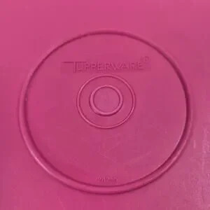 Tupperware 242-5 12" Pink Round Pie/ Cupcake/Cookie Container W/Lid 224-16