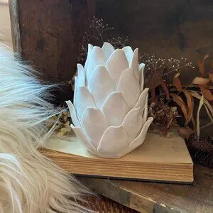 Two's Company - White Single Porcelain Artichoke Tealight Holder