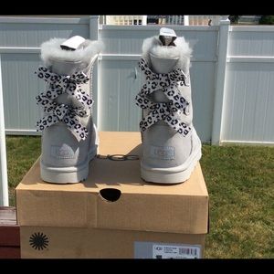 UGG BAILEY BOW II EXOTIC