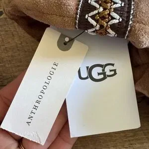 Ugg Chestnut Tasman Mitten Genuine Leather Suede Large/X-Large