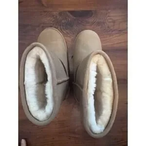 Ugg Classic Short Weatherproof Kids Boots Chestnut Size 13 NEW