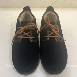 UGG Men's Black Suede Boots With Tan Laces NWOT