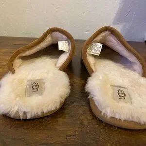 UGG Men's Scuff Suede Slipper Size 10
