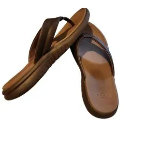 UGG MEN'S UNION FLIP FLOPS CHOCOLATE SZ9