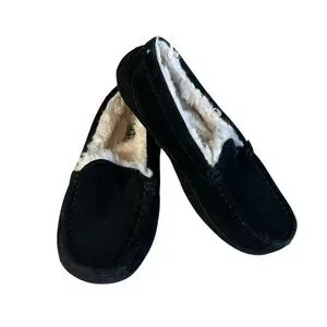 Ugg slip on loafer house shoes child size 1