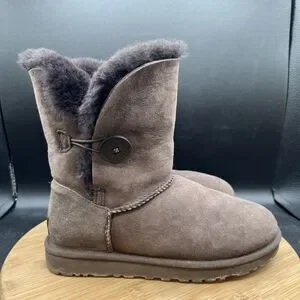 UGG Women's Size 7 Bailey Button Chocolate Brown Suede Winter Boots Shoes 5803