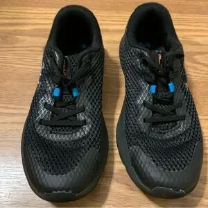 Under Amour Sneakers size 2.5Y
