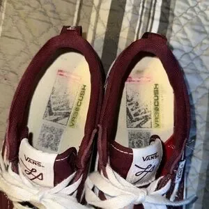 Vans Women’s Lizzie Low Port Royale Burgundy Maroon Shoes