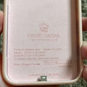 VELVET CAVIAR Charging Case